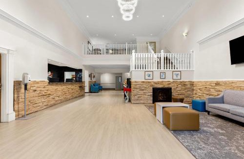 Downtown Anchorage Hotel | Clarion Suites Anchorage Downtown
