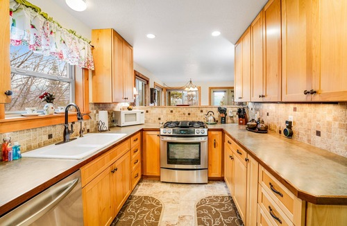 Bigfork Cabin | Classic cabin with gorgeous lake/mountain views, firepit & 2-story deck