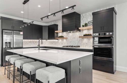 Old Town North House | Classy Corner Retreat | Hot Tub + Fireplace