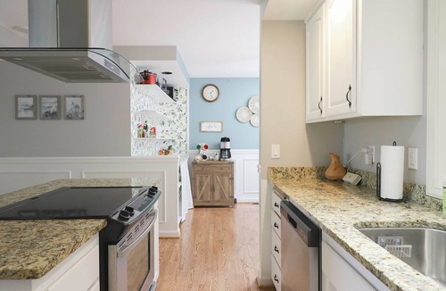 Port Angeles East House | Classy, Spacious Home, Family Friendly, 3 bed 2 bath W/Hot Tub!