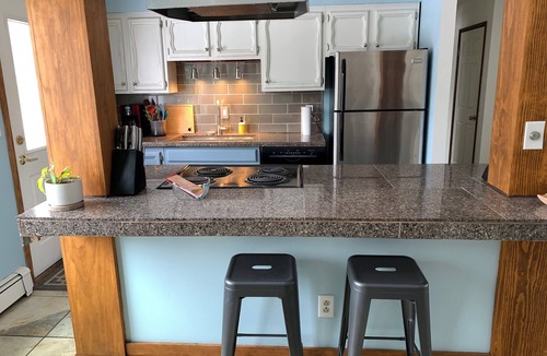 College House | Clean and Comfy House in great Fairbanks location