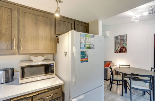 Inglewood House | Close to Light Rail! Sammamish Home w/ Hot Tub