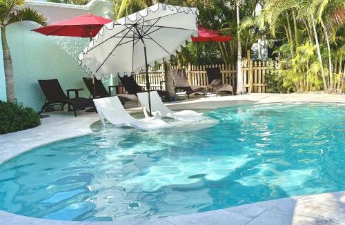 Grandview Heights House | Coco Plum Cottage Vacation Rental