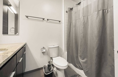 East Hyde Park Apartment | Compact Studio for a Relaxed Stay