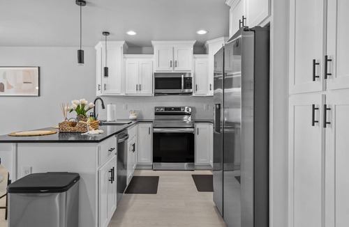 Quincy House | Contemporary Comfort in Quincy
