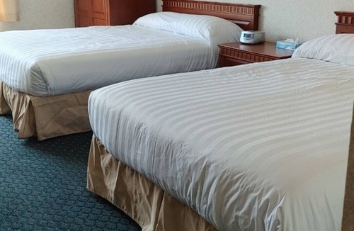 Amherst Hotel | Conveniently located directly off the highway