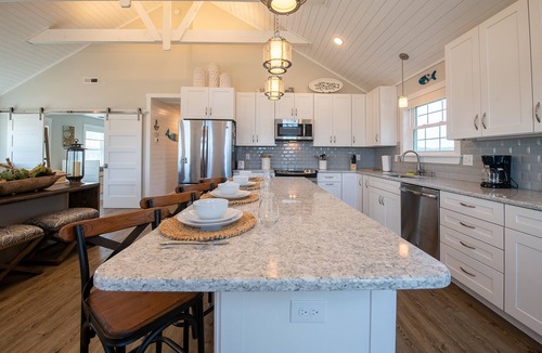 Corolla House | Corolla/Carova 4x4 Beach Cottage 7minwalk to beach