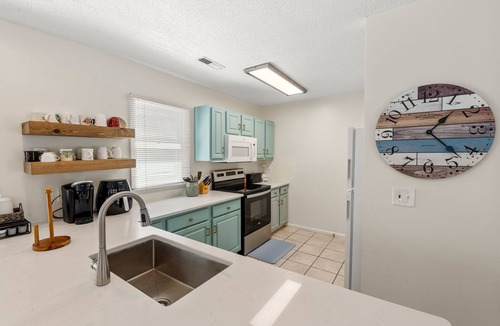 Corolla Light House | Corolla Premier: Short Walk to Beach | EV Charger