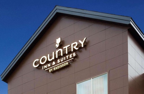 Buffalo Hotel | Country Inn & Suites by Radisson, Buffalo, MN