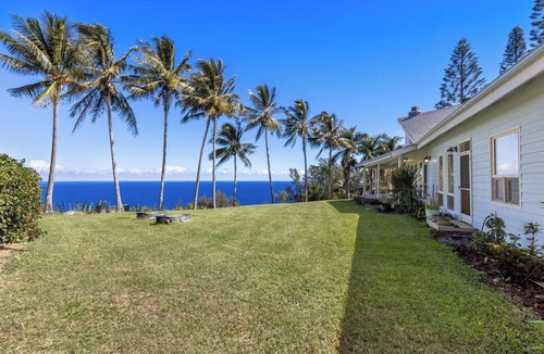 Ookala House | Country Oceanfront 5-bedroom house in Ookala