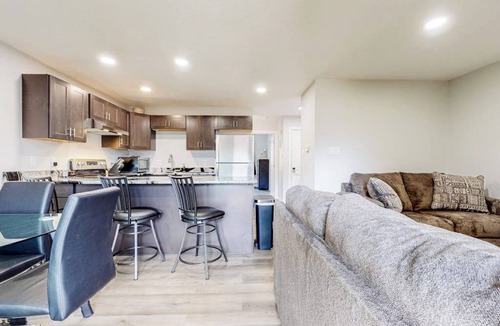 Dillon Condo | Cozy Colorado Condo | Mountain view retreat with resort amenity access