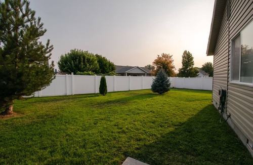 Southwest Ada County Alliance House | Cozy multi family home with lots of space to keep everyone entertained!