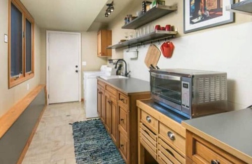 Carriage Hills Apartment | Cozy, Spacious, Private Rocky Mountain Guest Suite