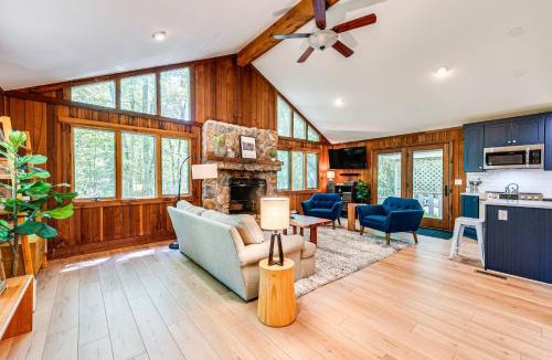 Pocono Pines House | Creek Access & Deck: Family Pocono Pines Cottage