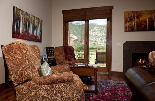 Durango House | Crimson Cliffs Unit 5