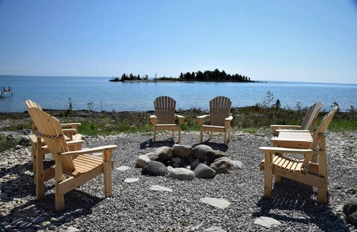 Tobermory Cottage | Custom Designed Cottage on Lake Huron