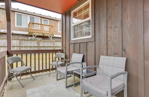 Long Beach Apartment | Cute Studio Cabin Steps to Long Beach Boardwalk