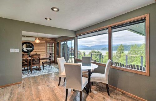 Union House | Deck & Sweeping Views: Family Union Home