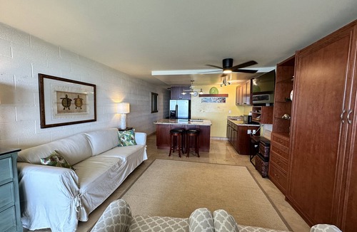 Waialee Condo | DIRECT SANDY BEACHFRONT just steps away fr the patio.Ground Fl.condo 1bed2ba2pkg