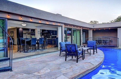 Paradise Valley Village House | DISCOUNTS Available 1st in Description! Resort-like Pickleball/Spa/Golf/Hot Tub!