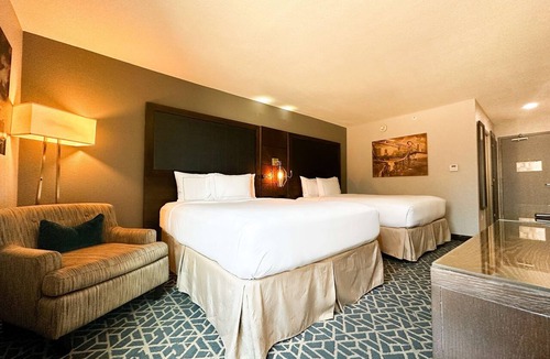 North Arlington Hotel | DoubleTree by Hilton Hotel Arlington DFW South