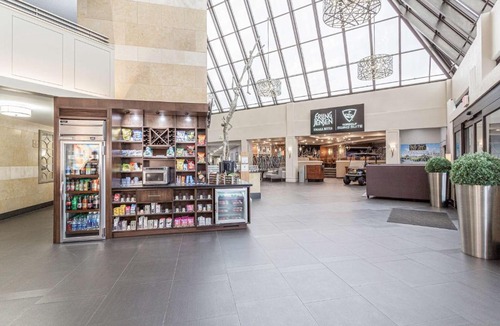 East Memphis Hotel | DoubleTree by Hilton Memphis