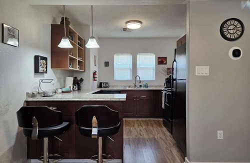 Garfield Apartment | Downtown Phoenix Triplex w/Backyard & Free