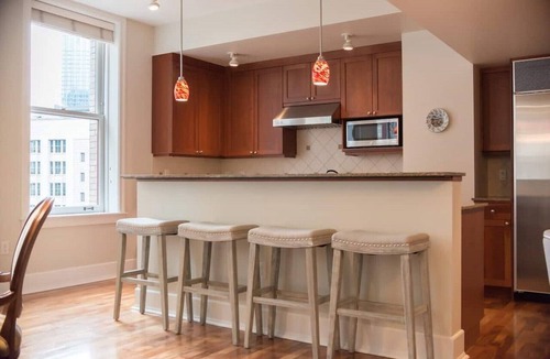Downtown Seattle Condo | Downtown Seattle Urban Retreat