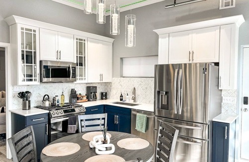 Colorado Springs House | Downtown Spa Retreat | Hot Tub & Sauna