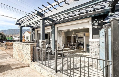 Colorado Springs House | Downtown Spa Retreat | Hot Tub & Sauna