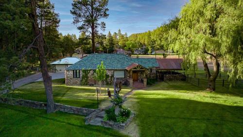 Purgatory House | Durango Rock House