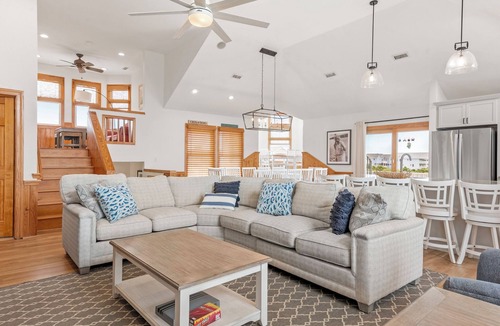 Whalehead Beach House | E=M(Sea)2: Private Pool & Hot Tub, Rooftop Deck w/Ocean View, Pet-friendly