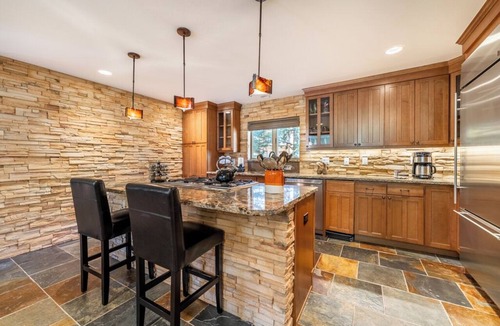 Keystone House | E28-3