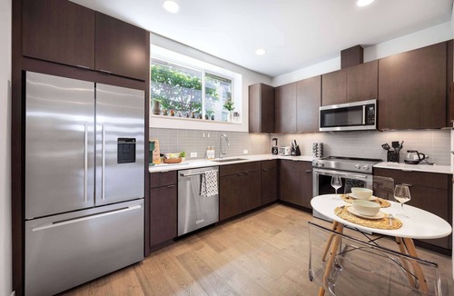 Eastlake House | Eastlake Gem, Rooftop Sauna & Lake View, 3min SLU