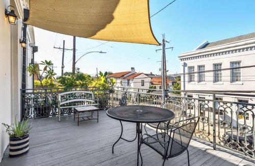 Lower Garden District Apartment | Elegant Condo w Balcony on Magazine St. 2br|1ba