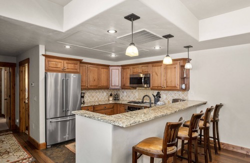 Steamboat Springs Condo | Emerald Lodge 5107 - Private Hot Tub, Outdoor Fireplace, Pools, A/C, Year Round Free Bus