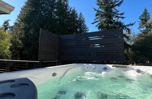 Marysville House | Encanto House A Forest Haven