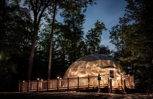 Algonquin Highlands Cabin | Enchanted Eight at Dimensions | Cabin Eight | Meals Included