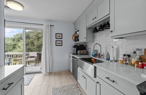 Sea Acres House | Endless Summer, a charming 2-bedroom condo in Duck, NC, perfect for a relaxing getaway.