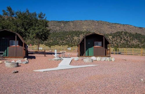 Canon City Cabin | Enjoy Family Adventures with Mountain Views | Free Parking and Fun Activities