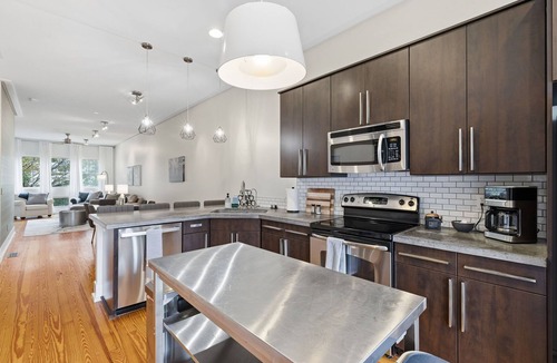 Wilmington Apartment | Enjoy walking Downtown Wilmington and going to the beach