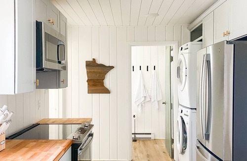 Miltona Cottage | Exquisitely Refurbished Cottage on Lake Miltona