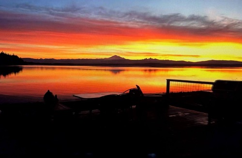 Ferndale House | Family-Friendly Beach Home! Sunrise @ Sandy Point