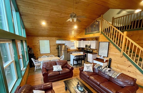 Oquossoc Cabin | Family & Pet Friendly - Rangeley Lake Water & Beach Access