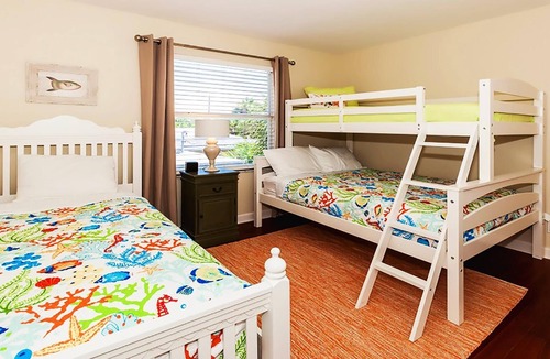 Dolphin Isles House | Fantastic Location sleep 9 with 7 beds a short walk from the ocean!