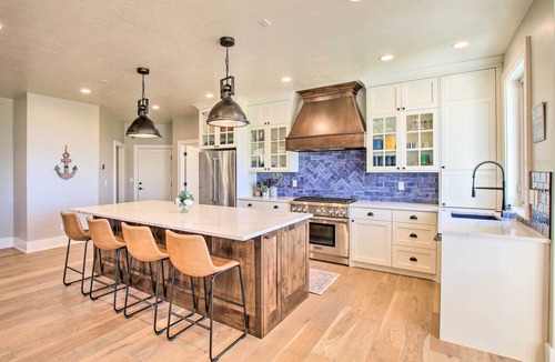 Fish Haven House | Fish Haven Hideaway w/Private Lake Access!