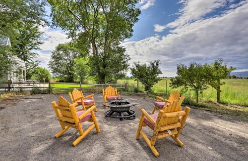 Fruita House | Fruita Victorian Home w/Hot Tub + Mountains!