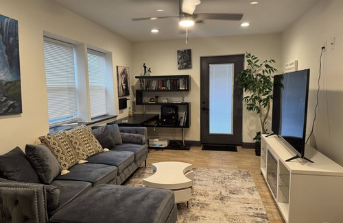 St. Bernard Area House | Furnished 3BR/3BA near City Park