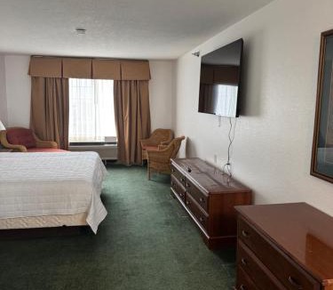 Garrison Hotel | Garrison Inn and Suites