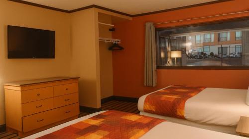 Baton Rouge Apartment | Gated - 2 Double Bed Studio with Full Kitchen 110